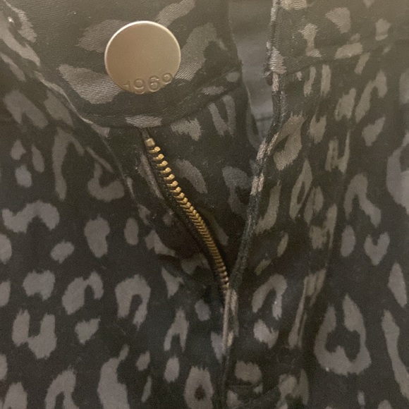 Gap Always Skinny Mid Rise Leopard Print Pants Size 4 - Picture 9 of 9
